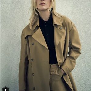 BASSIKE Australia beige oversize coat women‘s 0